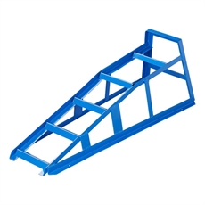 Metallrampe med triangulär form och sneda stänger. Designad för att stödja och stabilisera vikt.