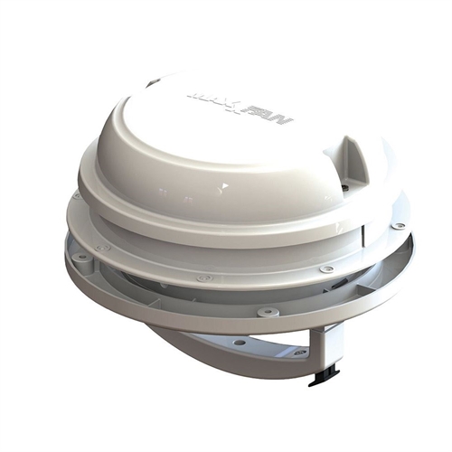 Vit, kupolformad MAXXFAN ventilator med synliga skruvar. Kompakt design utan LED.