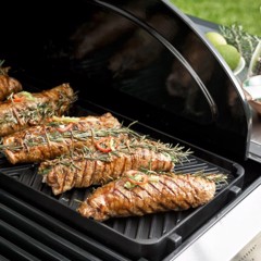  CADAC Stratos Stilig Gasgrill Med 4 Brännare och kokplatta.